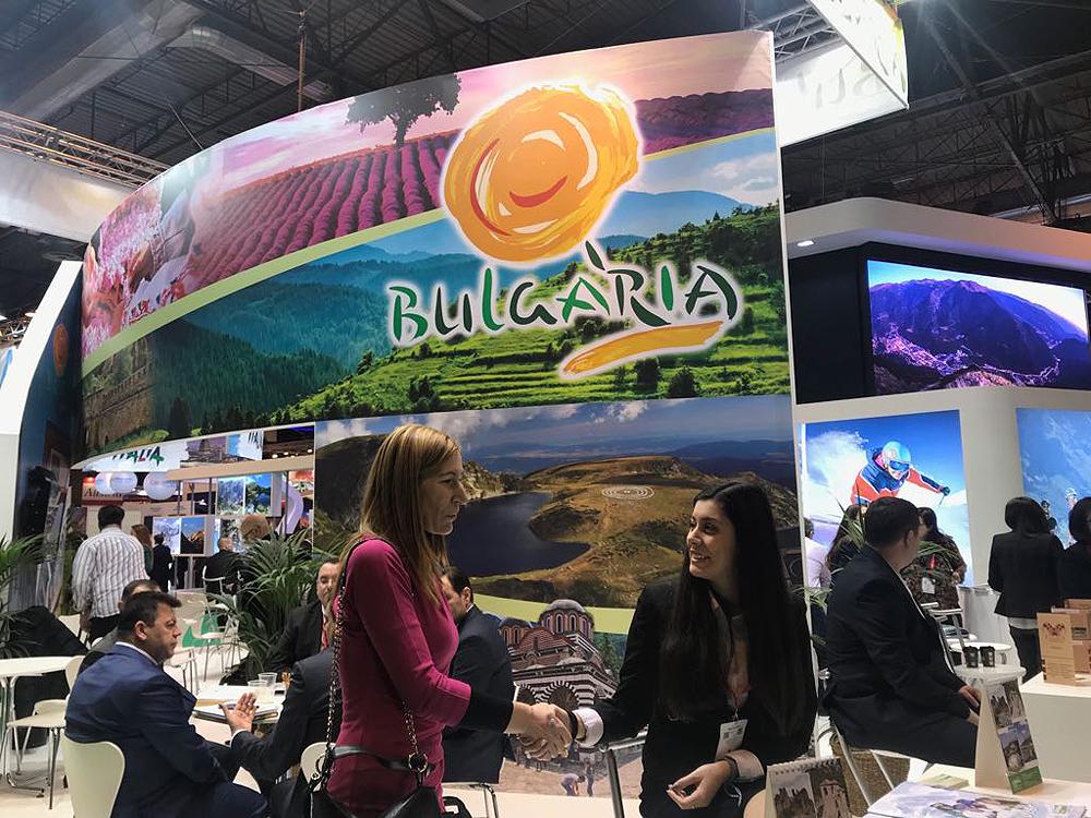 Министърът на туризма откри българския щанд на изложението FITUR в Мадрид Министърът на туризма откри българския щанд на изложението FITUR в Мадрид