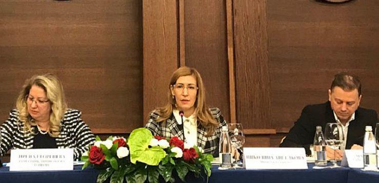 Министър Ангелкова: Всеки туристически обект ще има свой идентификационен номер