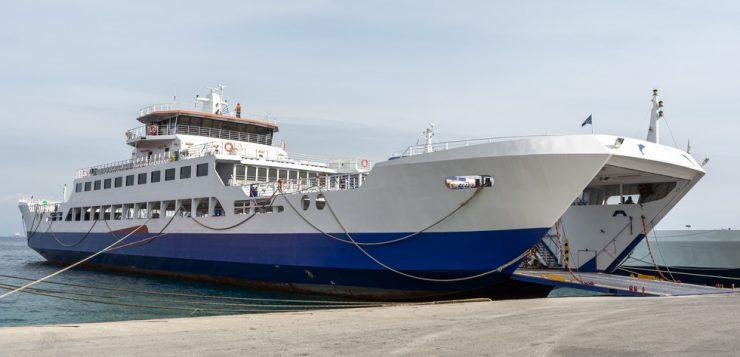 Стачка блокира морския транспорт в Гърция