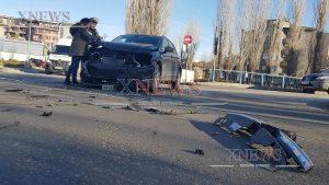Фолксваген се вряза в Рено (ВИДЕО) Фолксваген се вряза в Рено (ВИДЕО)