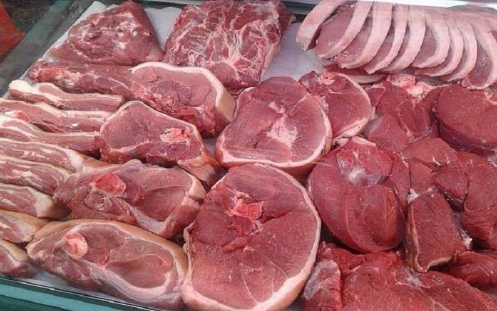 Засилени проверки на свинското месо