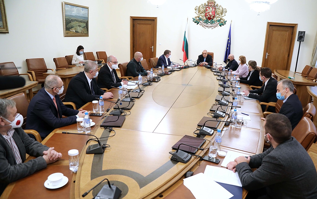 Мерките остават до 21 декември, има резултат от ограниченията Мерките остават до 21 декември, има резултат от ограниченията