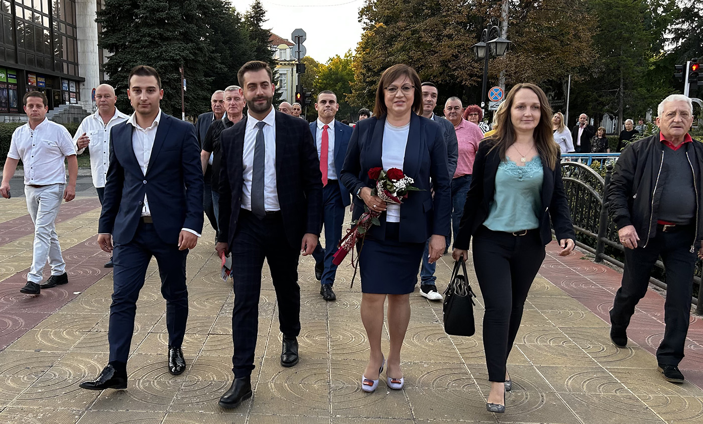 Корнелия Нинова подкрепи кандидатите на БСП за Хасково