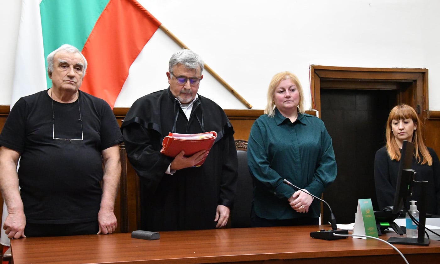 Затвор за тримата мъже, задигнали 1 832 700 лв от пощата преди 8 години Затвор за тримата мъже, задигнали 1 832 700 лв от пощата преди 8 години