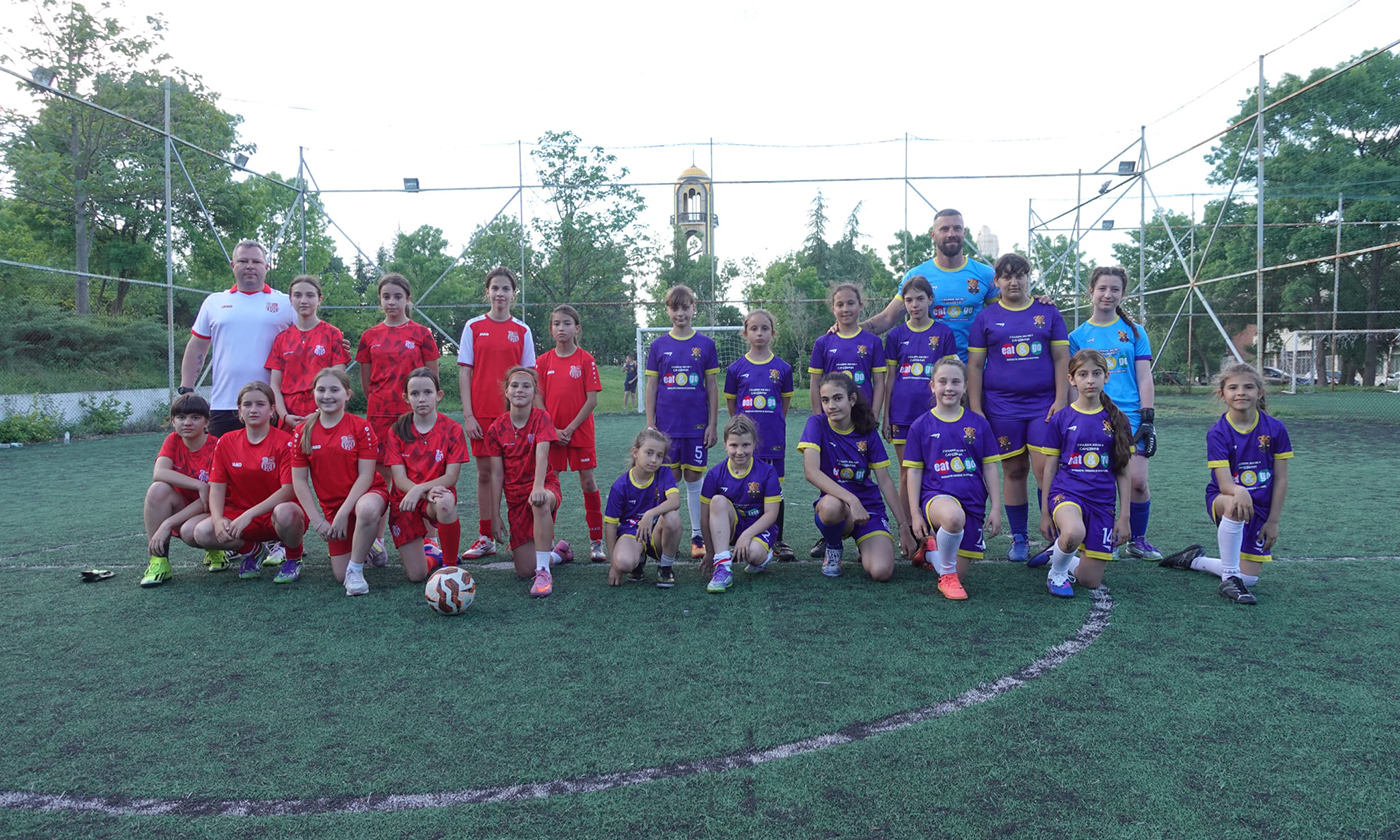 Момичетата на ФК Хасково изиграха първа контрола срещу съпернички от Димитровград