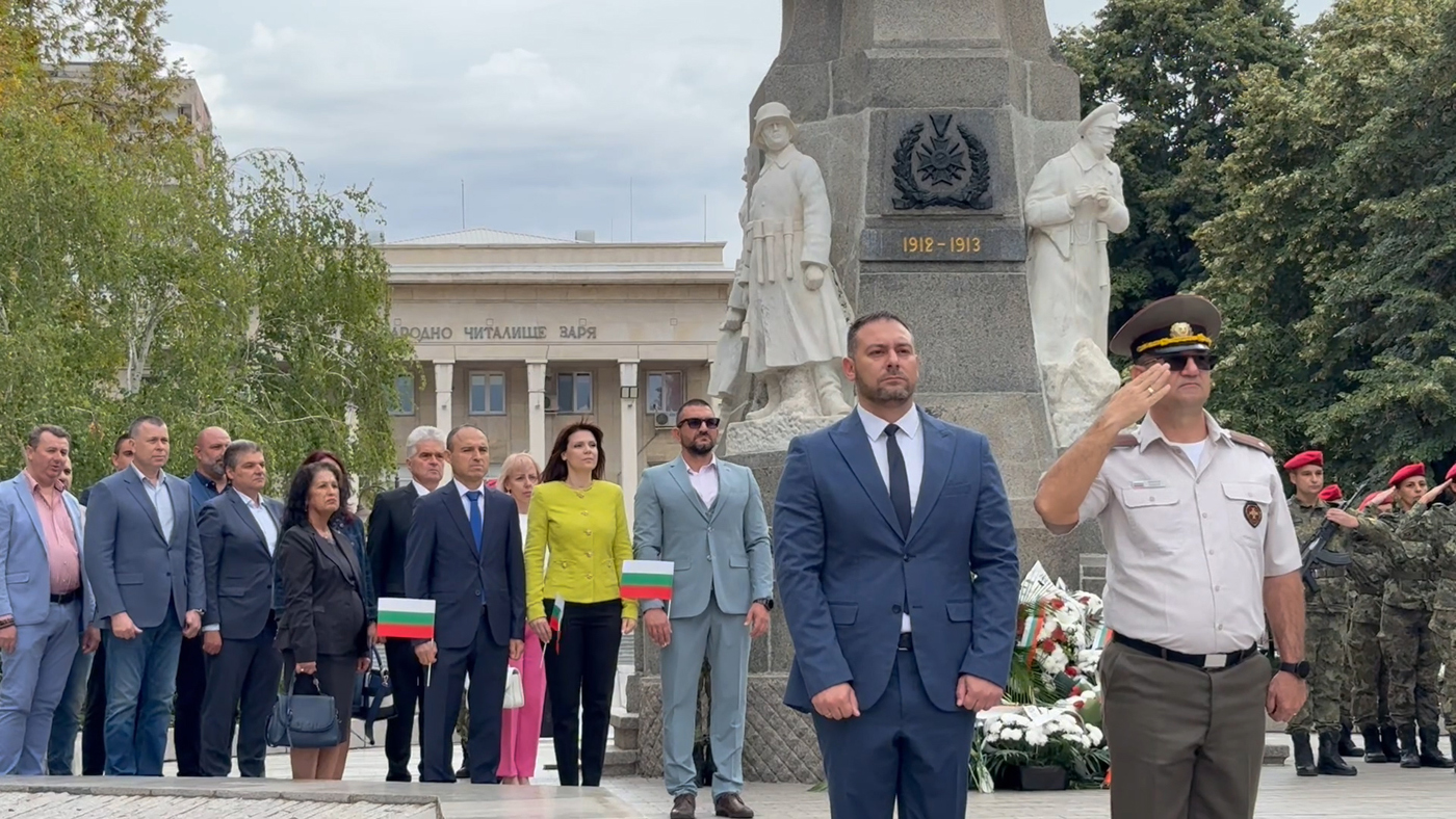 Хасково отбеляза 118 години от Независимостта на България(ВИДЕО) Хасково отбеляза 118 години от Независимостта на България(ВИДЕО)