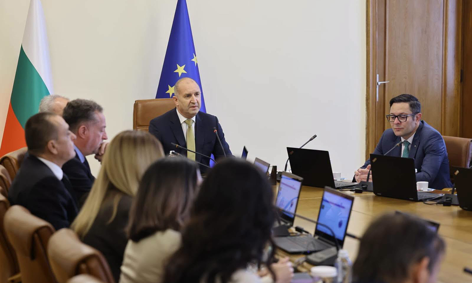 Румен Радев: Гърция връща на България тленните останки на цар Самуил