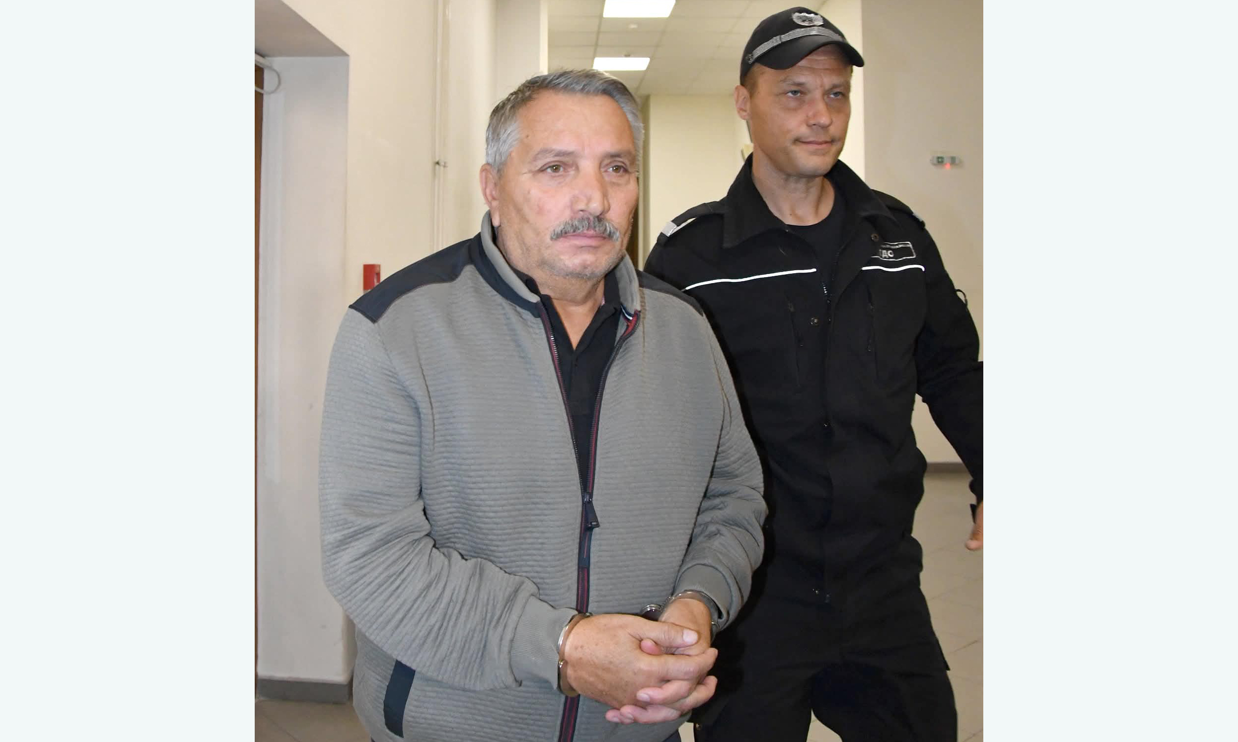 Задържаха в Хасково турски гражданин, издирван в Киргизстан за трафик на 436 кг хероин Задържаха в Хасково турски гражданин, издирван в Киргизстан за трафик на 436 кг хероин