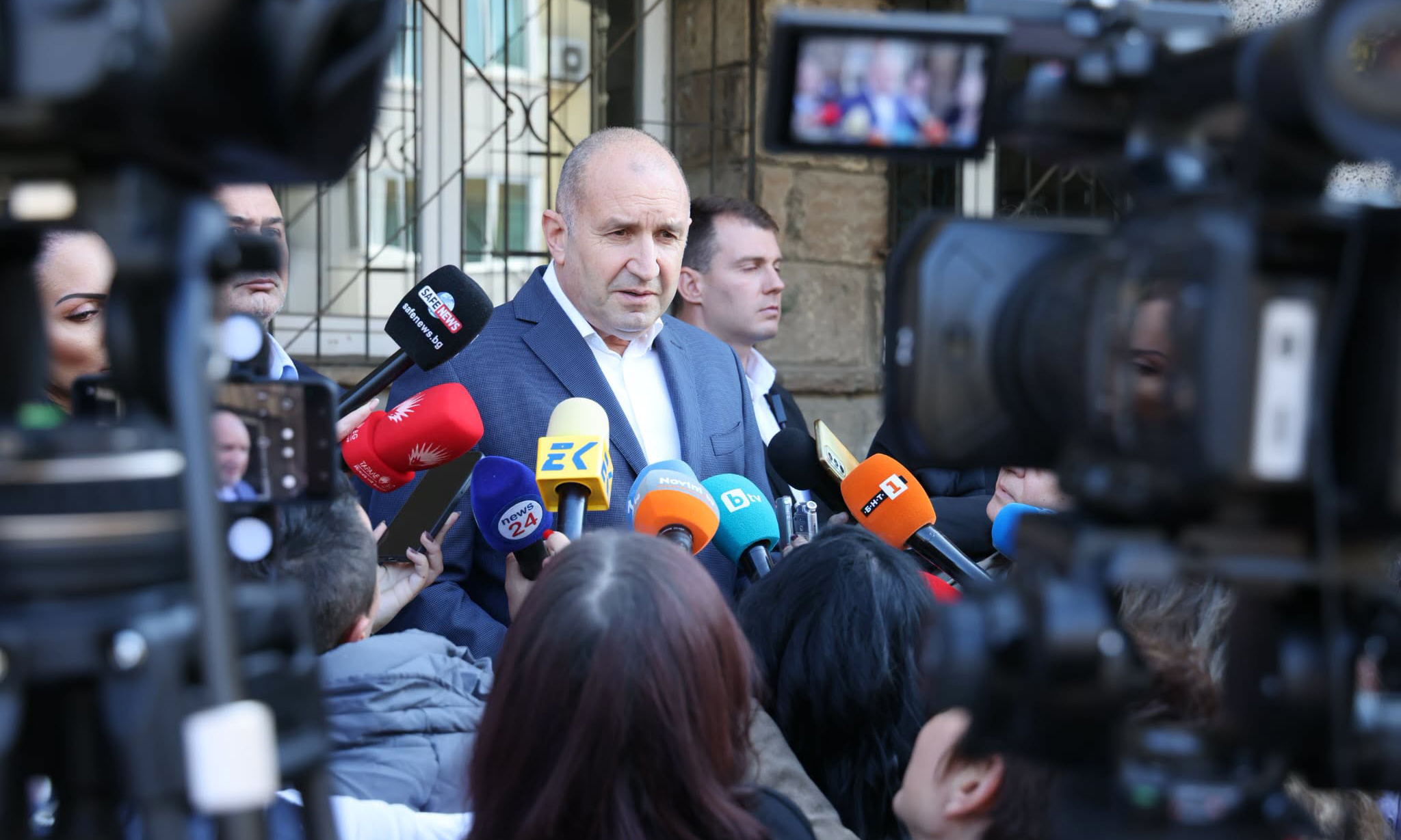 Румен Радев: Гласувах за действена и отговорна пред гражданите президентска институция