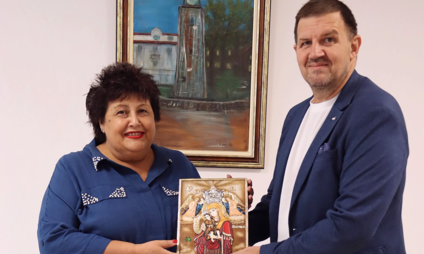 Станислав Дечев и Динко Тенев уважиха празника по случай Деня на възрастните хора