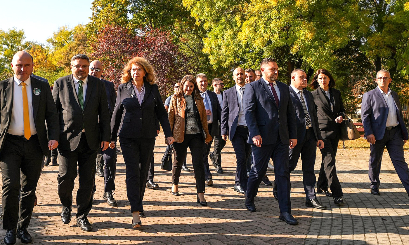 Илияна Йотова: Искаме България да е сред най-бързо проспериращите страни в Европа